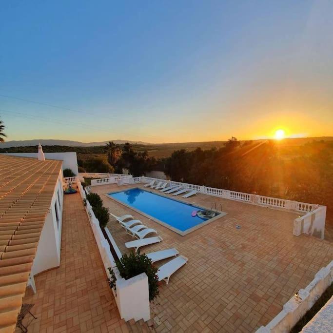 Blue Skies Villas 1&2 Mexilhoeira Grande Екстериор снимка