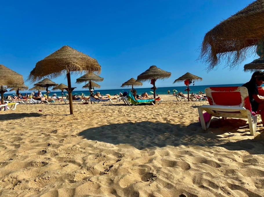 Blue Skies Villas 1&2 Mexilhoeira Grande Екстериор снимка